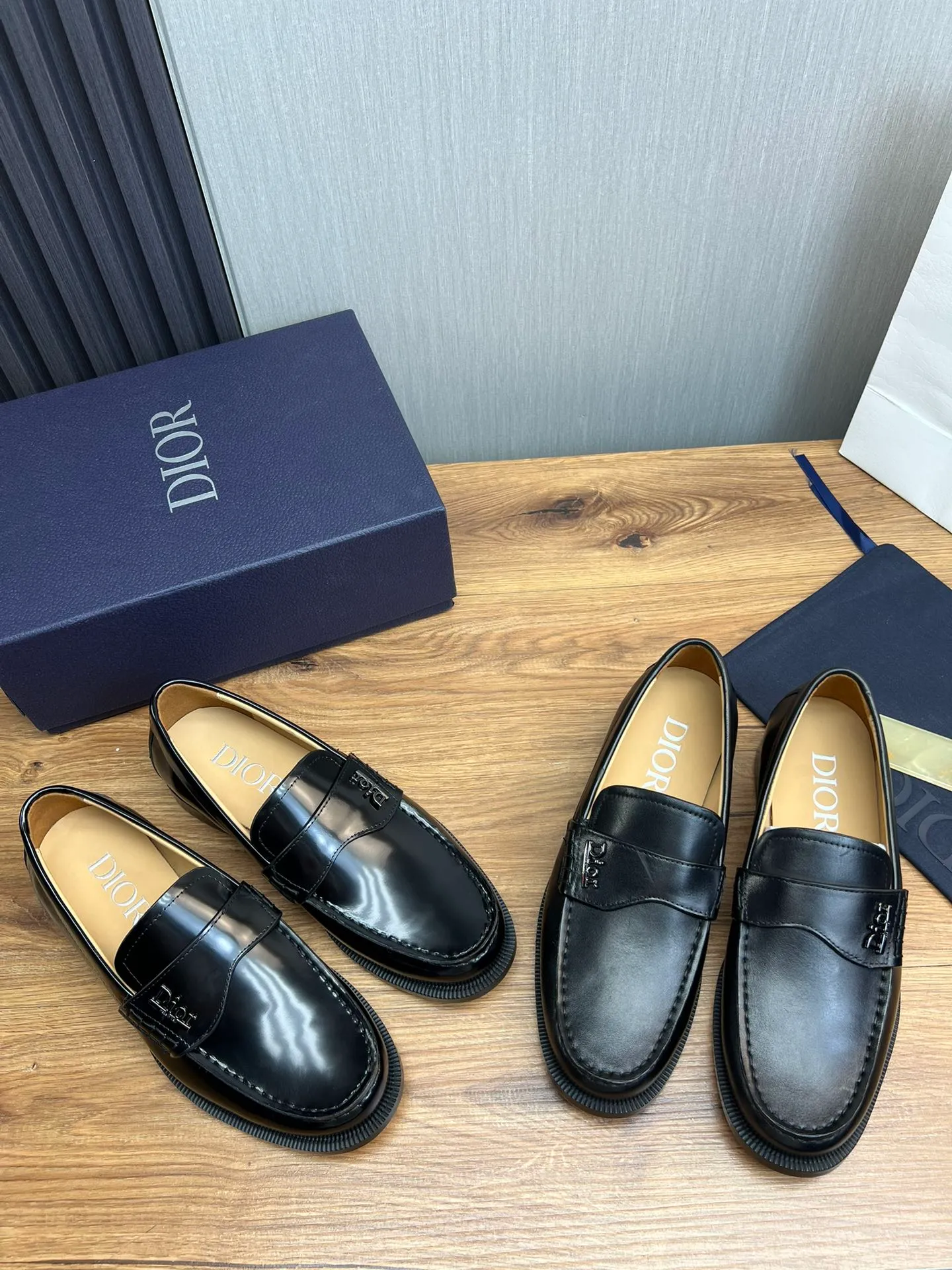 Men's men's shoes💰560💰 Dior. Men's business casual leather shoes👞all use imported original brand leather materials, just to create a more comfortable wearing experience. Upper: original cowhide, open edge beaded cowhide➕imported sheepskin lining, original non-slip and wear-resistant rubber outsole✔️36-45 (38.45 non-refundable)